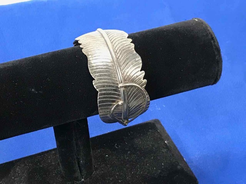 lot 116 image: Sterling Silver Cuff Bracelet (Feather)