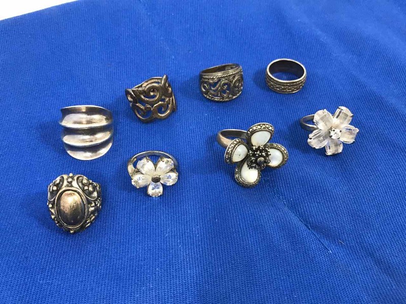 lot 150 image: (8) Rings (925)