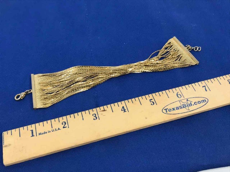 lot 154 image: Bracelet  Liquid Chain