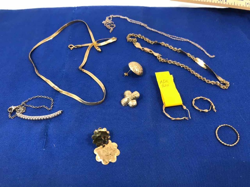 lot 164 image: Asst. 10K Gold & Sterling Silver (Single Earrings, Damaged Chains)