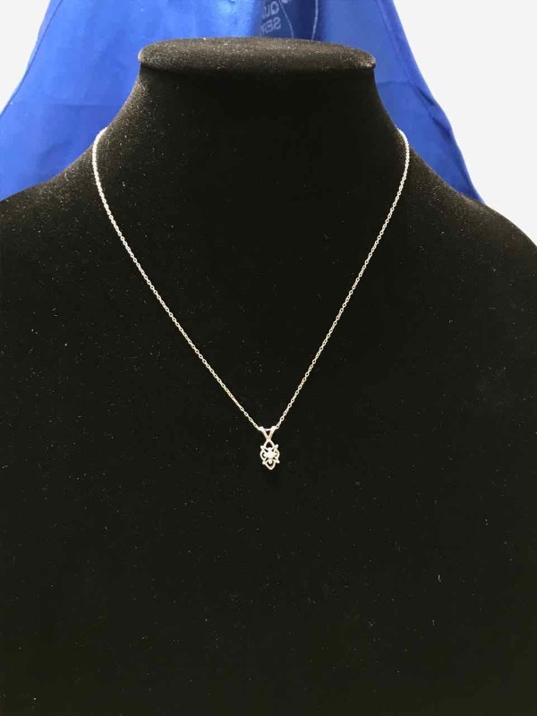 lot 169 image: Necklace Sterling Silver Chain with a small pendant