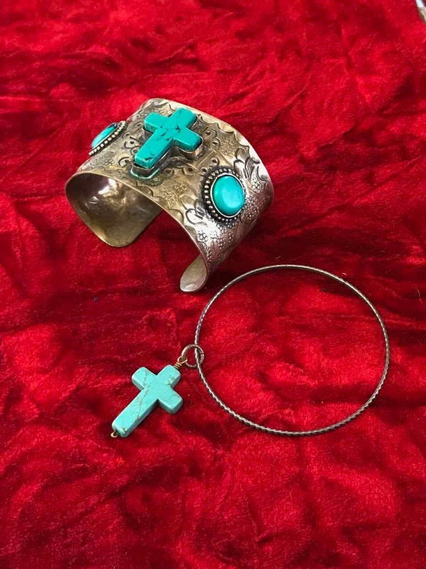 lot 181 image: (2) Bracelets Cross Cuff, Cross Charm Bangle