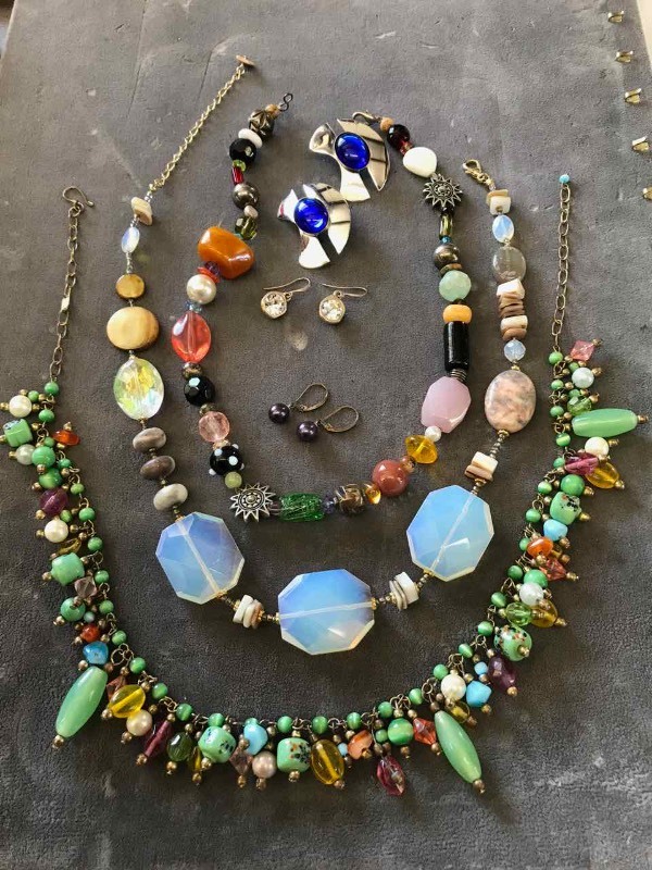 lot 182 image: Pierced Earrings, Colorful Necklaces