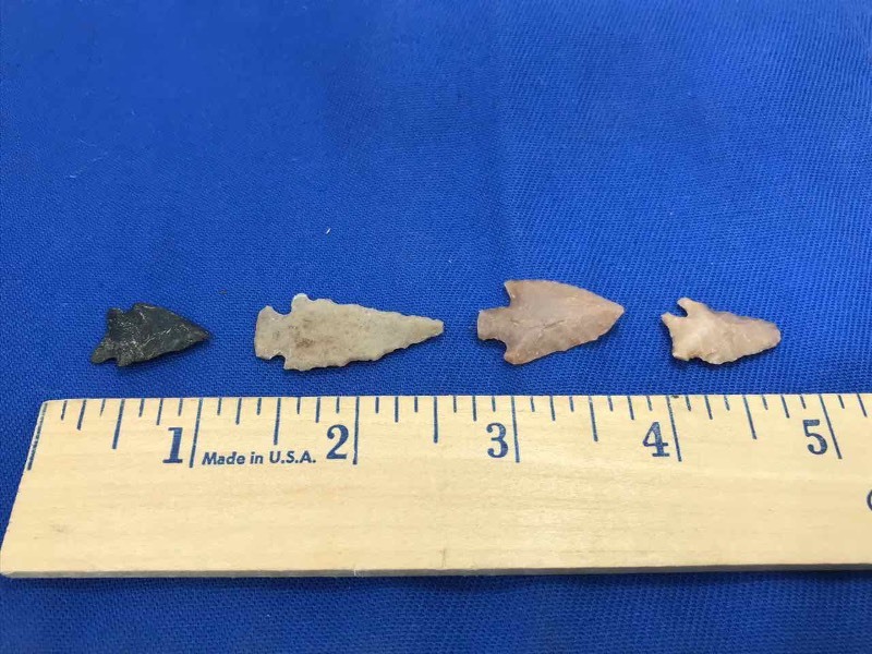 lot 303 image: Native American Artifact(s) (4) Bird Points