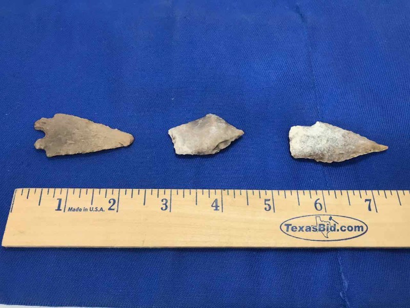 lot 306 image: Native American Artifact(s) (3) Montel, Bulverde, Morrill