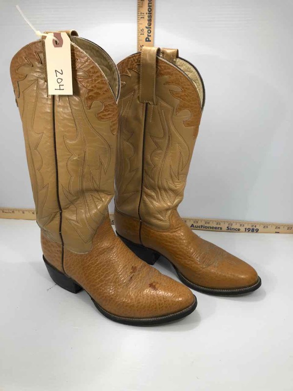 lot 204 image: Sheplers Cowboy Boots (8.5n)