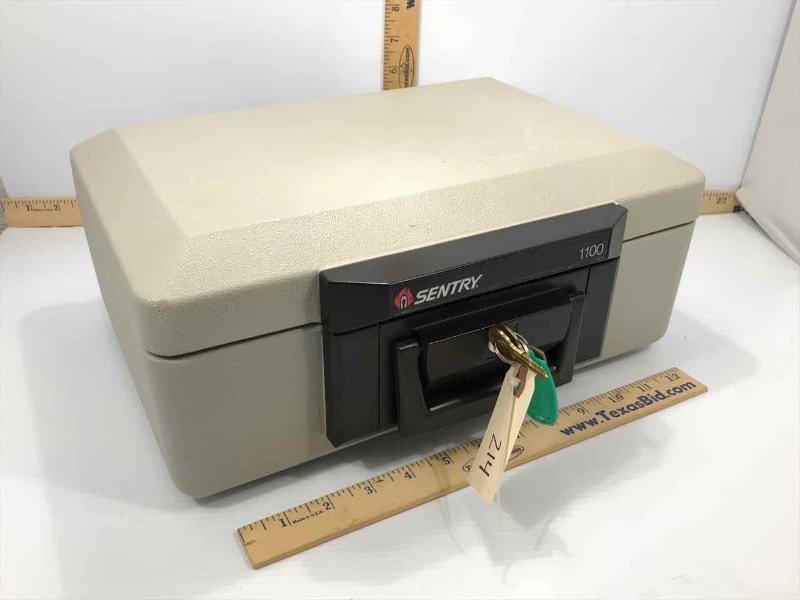 lot 214 image: Sentry 1100 Document Safe with Keys