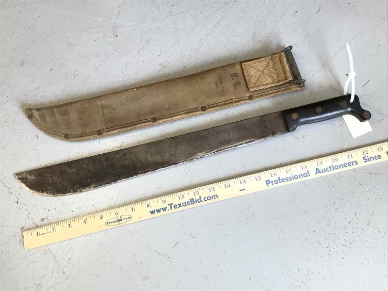 lot 341 image: U.S. Machete 1943 in OD Green Canvas Sheath
