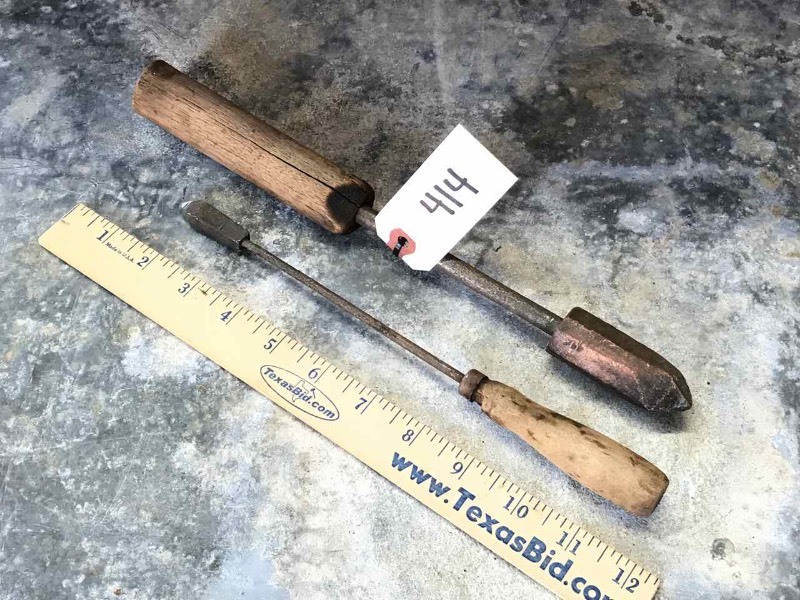 lot 414 image: Antique Copper Tipped Soldering Irons