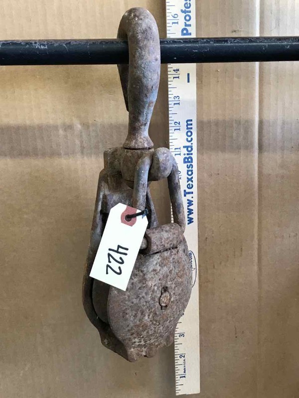 lot 422 image: Antique Block Pulley