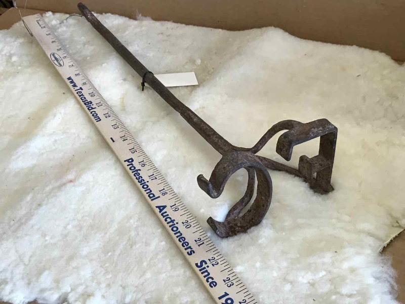 lot 424 image: Antique Hand Forged Branding Iron (FC)