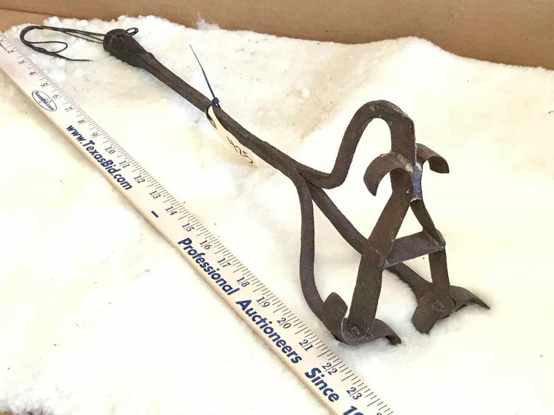 lot 425 image: Antique Hand Forged Branding Iron (A)