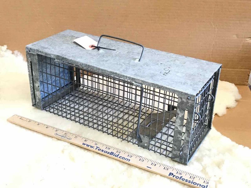lot 443 image: Havahart Live Trap