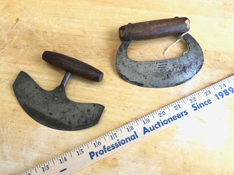 lot 472 image: Antique Hand Held Food Choppers