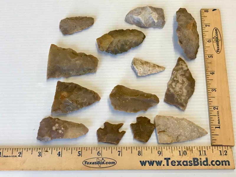 lot 603 image: Artifacts  Native American KnivesTools