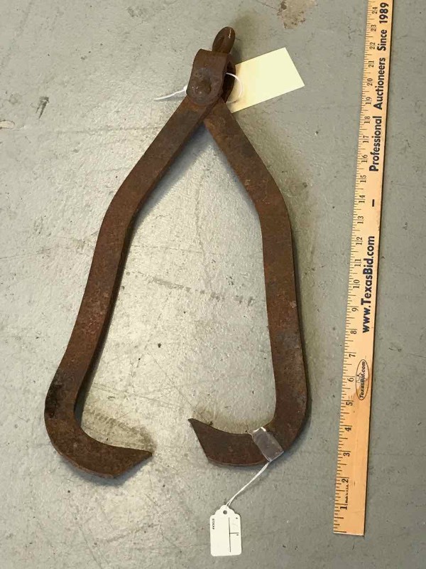 lot 614 image: Large Antique Tongs