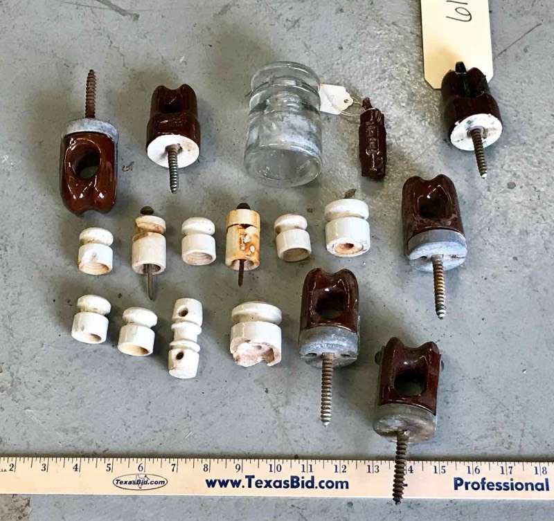 lot 618 image: Old Insulators