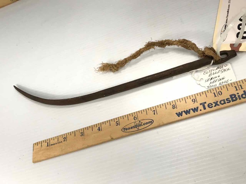 lot 636 image: Antique Cotton Bale Sack Sewing Needle (hand forged)