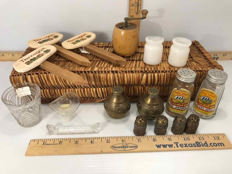 lot 654 image: Asst. Salt & Pepper Shakers, Ceramic Tarragon Stakes, Crystal Knife Rest, Toothpick Holders