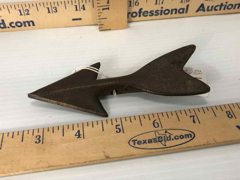 lot 655 image: Antique Copper Harpoon Point