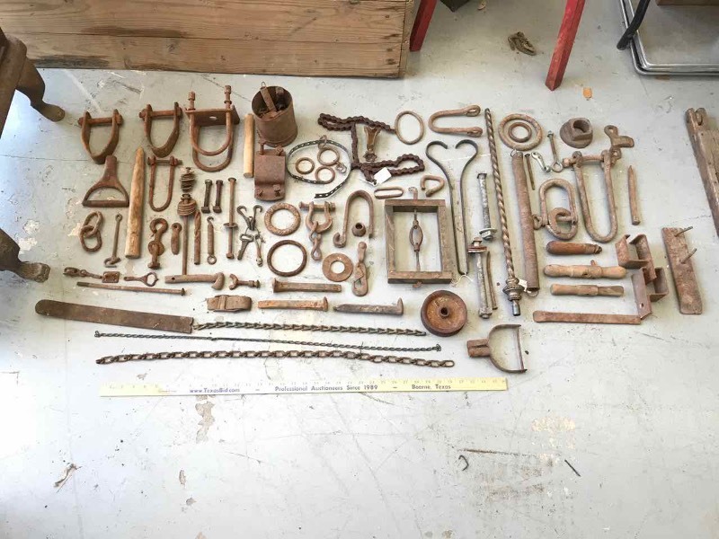 lot 516 image: Assorted & Varied Metal Parts & Pieces