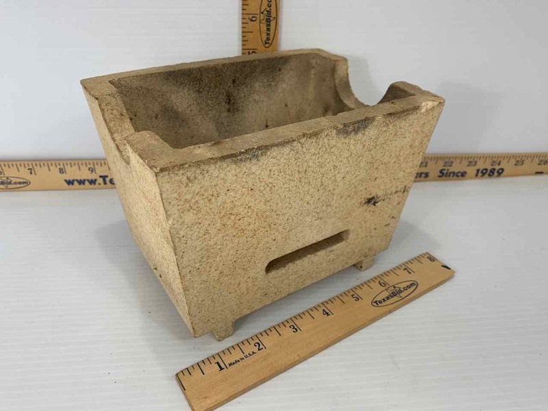 lot 82 image: Feastmore Table Top Clay Charcoal Cooker (7x5x5 inches)