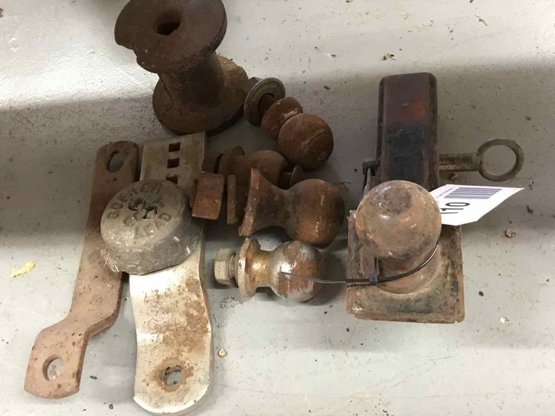 lot 110 image: Ball Mount Riser, Trailer Hitch Balls, Etc.