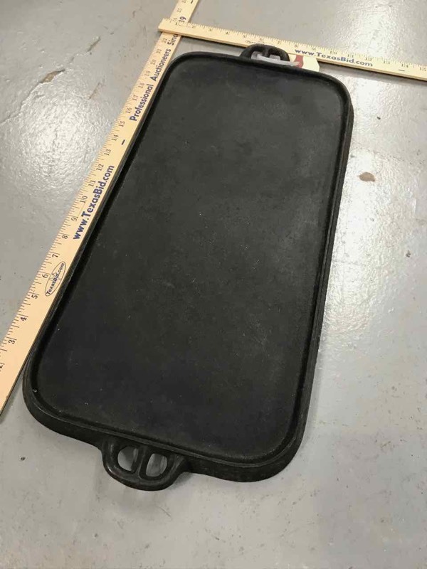 lot 134 image: Cast Iron Griddle, #9