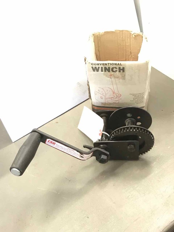 lot 214 image: Winch Conventional 600 Lb. Manual Crank (NIB)