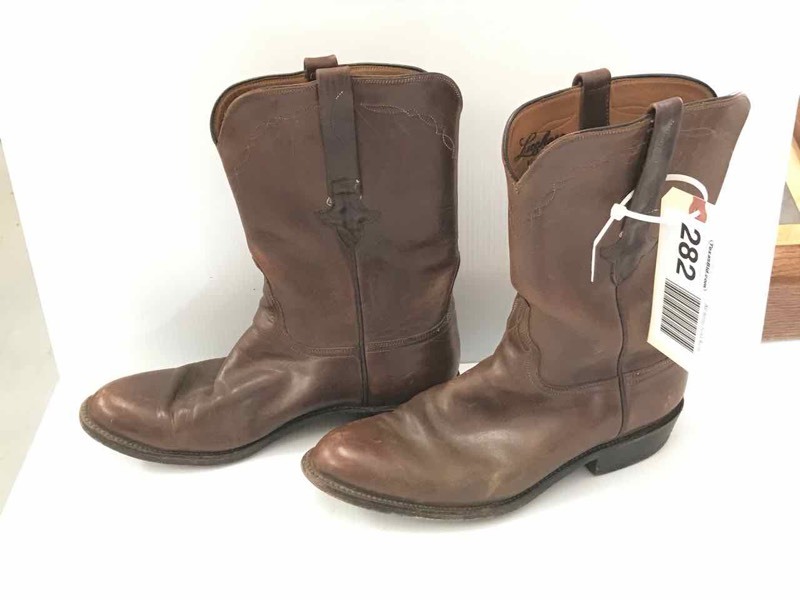 lot 282 image: Boots Lucchese Brown Roper 9-12D