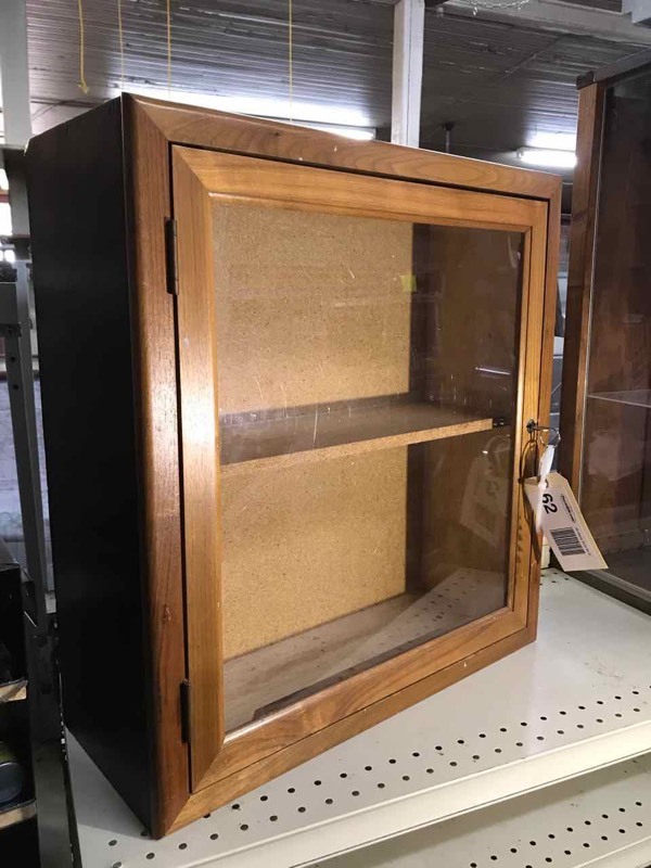 lot 62 image: Display Case with Key