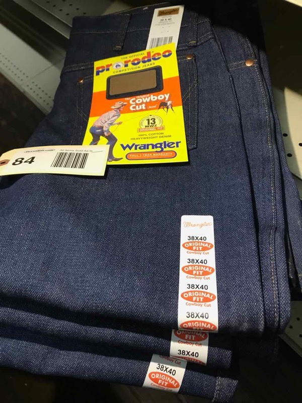 lot 84 image: Wrangler 13MWZ Original Fit Cowboy Cut Jeans (3) 38 x 40