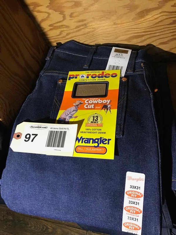lot 97 image: Wrangler 13MWZ Original Fit Cowboy Cut Jeans (2) 33 x 31
