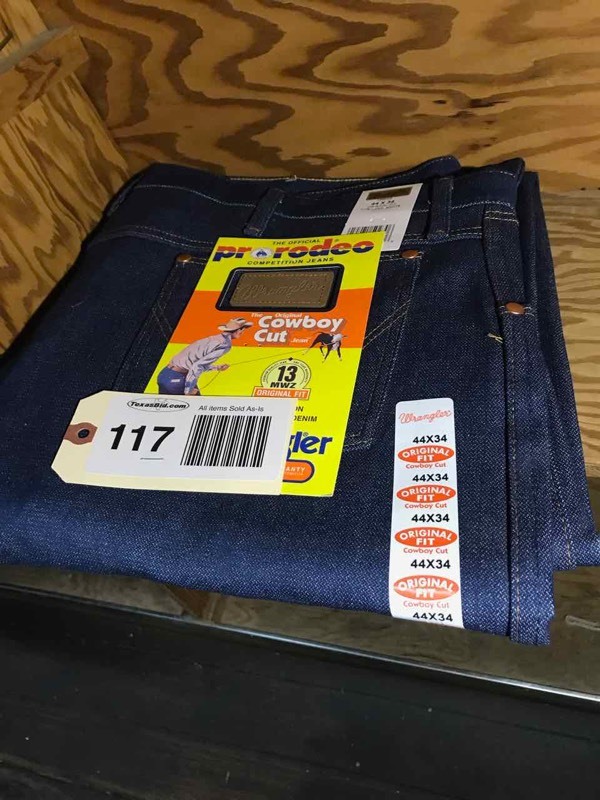 lot 117 image: Wrangler Original Cowboy Cut Jeans 13MWZ (1) 44 x 34