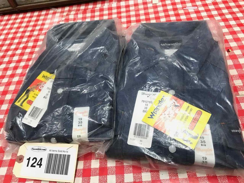 lot 124 image: Wrangler Cowboy Cut Shirt (2) 19 x 35 Big