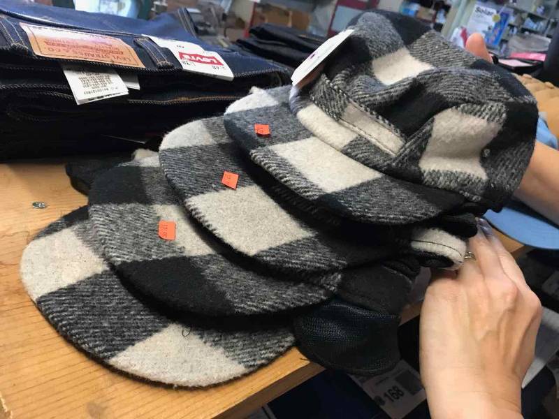 lot 160 image: (4) Black & White Flannel Caps with Ear Flaps