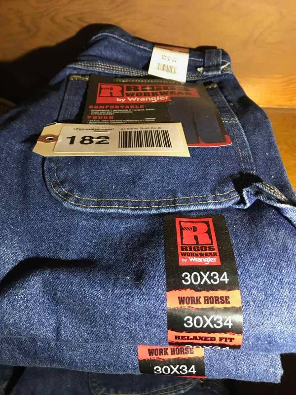 lot 182 image: Wrangler Riggs Workware Denim (2) 30 x 34