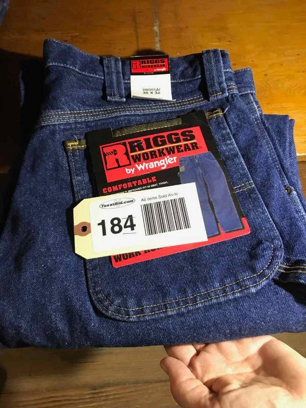 lot 184 image: Wrangler Riggs Workware Denim (1) 35 x 32