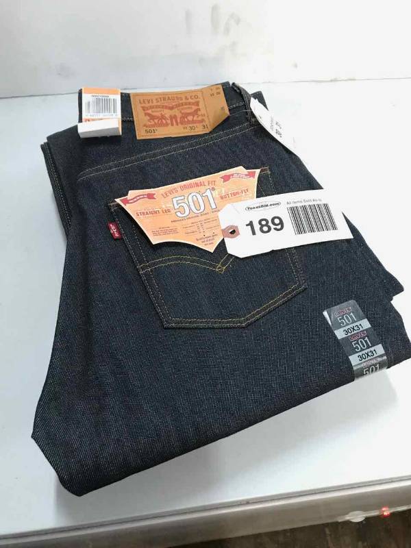 lot 189 image: Levi Strauss & Co. 501 Button Fly Jeans (3) 30 x 31
