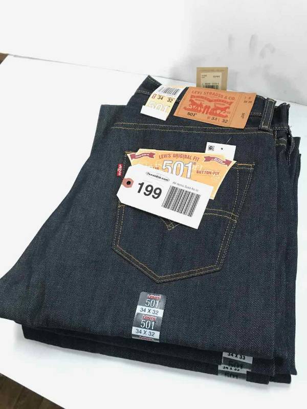 lot 199 image: Levi Strauss & Co. 501 Button Fly Jeans (3) 1-34x32, 2-34x33