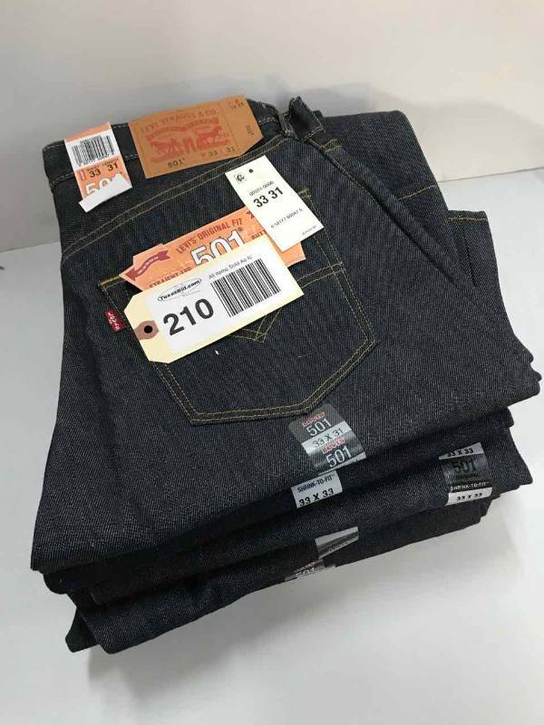 lot 210 image: Levi Strauss & Co. 501 Button Fly Jeans (6) 1-33x31 & 33x34, 2-33x33 & 33x36