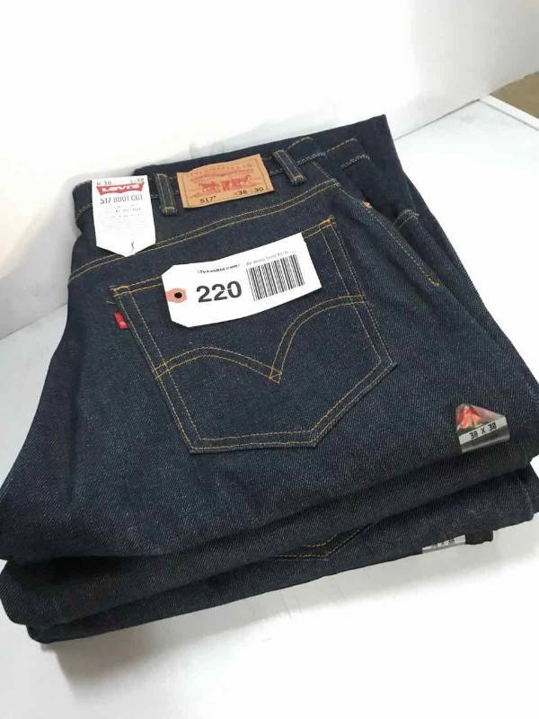 lot 220 image: Levi Strauss & Co. Boot Cut 517 (4) 1-38x30, (3)38x36