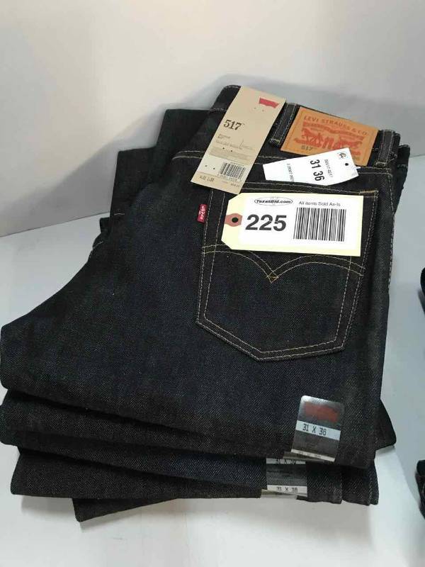 lot 225 image: Levi Strauss & Co. Boot Cut 517 (5) 31x36