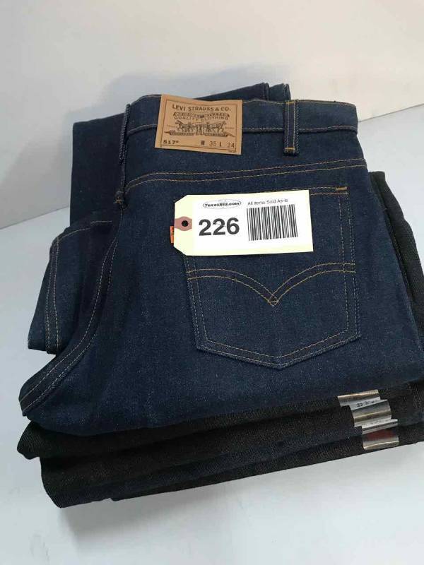 lot 226 image: Levi Strauss & Co. Boot Cut 517 (5) 35x34