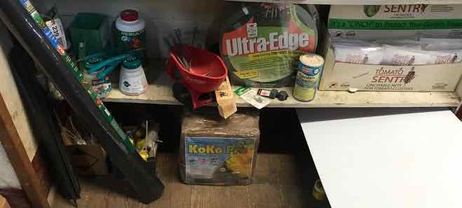 lot 239 image: Gardening ItemsL Sprayers, Edging, Tomato Sentry, Broadcasters, Etc.
