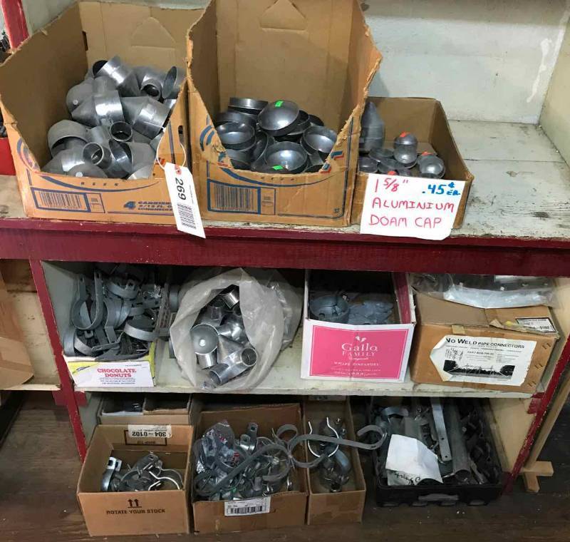 lot 269 image: Fence PartsConnectors