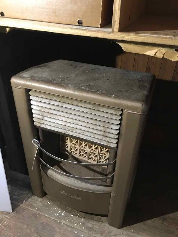 lot 360 image: (1) Dearborn Propane Heater