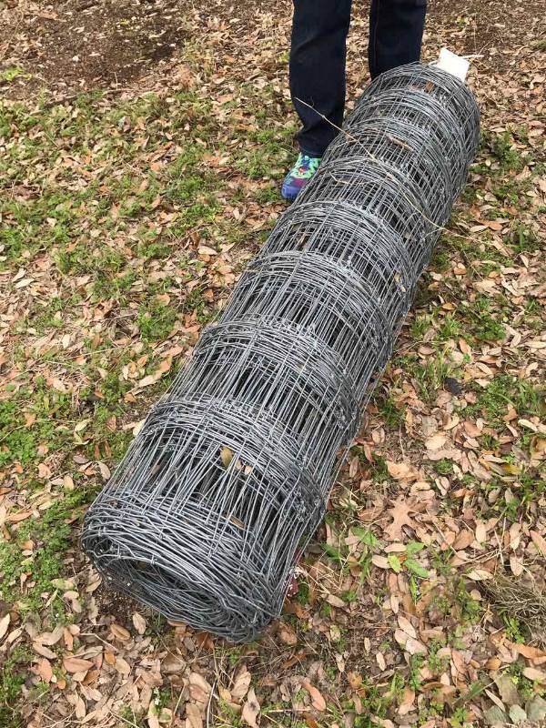 lot 407 image: Fence Wire Roll (48 x unknown length)