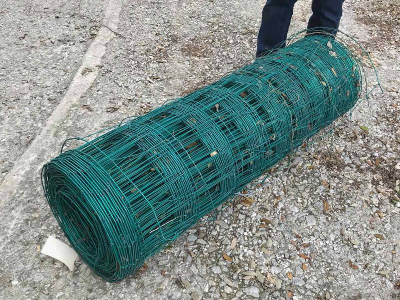 lot 414 image: Gaucho High Tensile Field Fence, Green