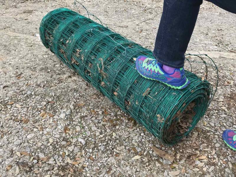 lot 420 image: Gaucho High Tensile Field Fence, Green